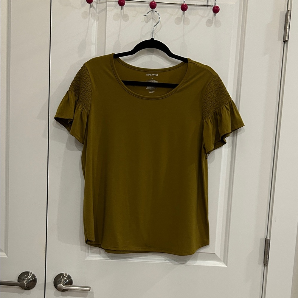Nine West Ladies Olive Flutter Sleeve Top